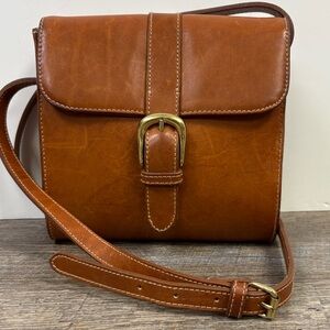 G.H. Bass & Co. Vintage Leather Crossbody Messenger Bag – Brown Saddle Leather